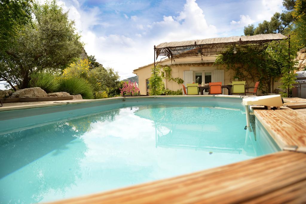 Mas De Carabelle Bed & Breakfast La Roque-Alric Екстериор снимка